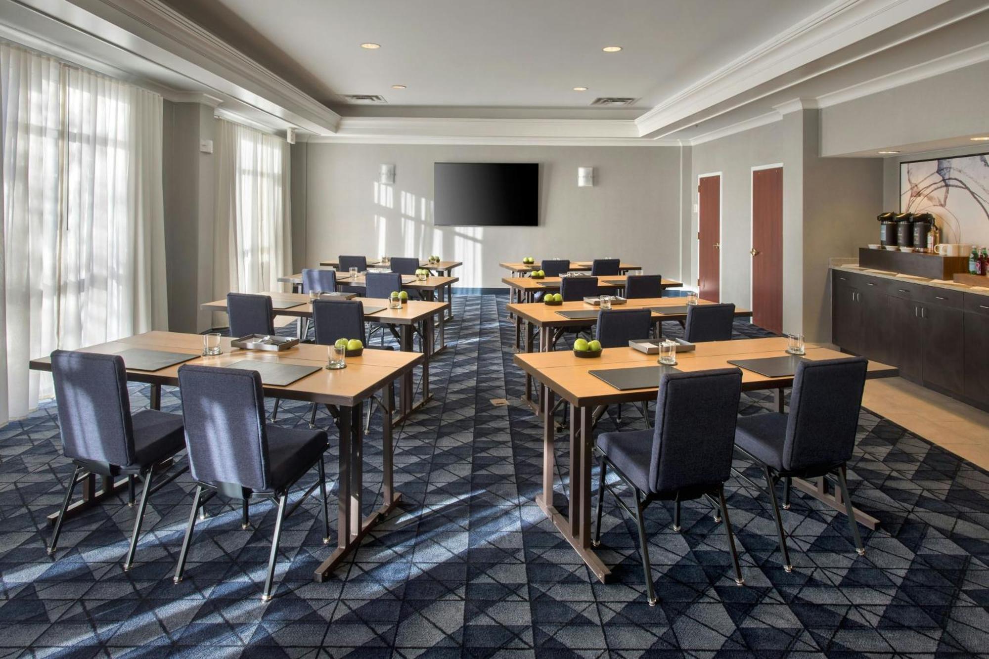 Courtyard By Marriott Basking Ridge Esterno foto
