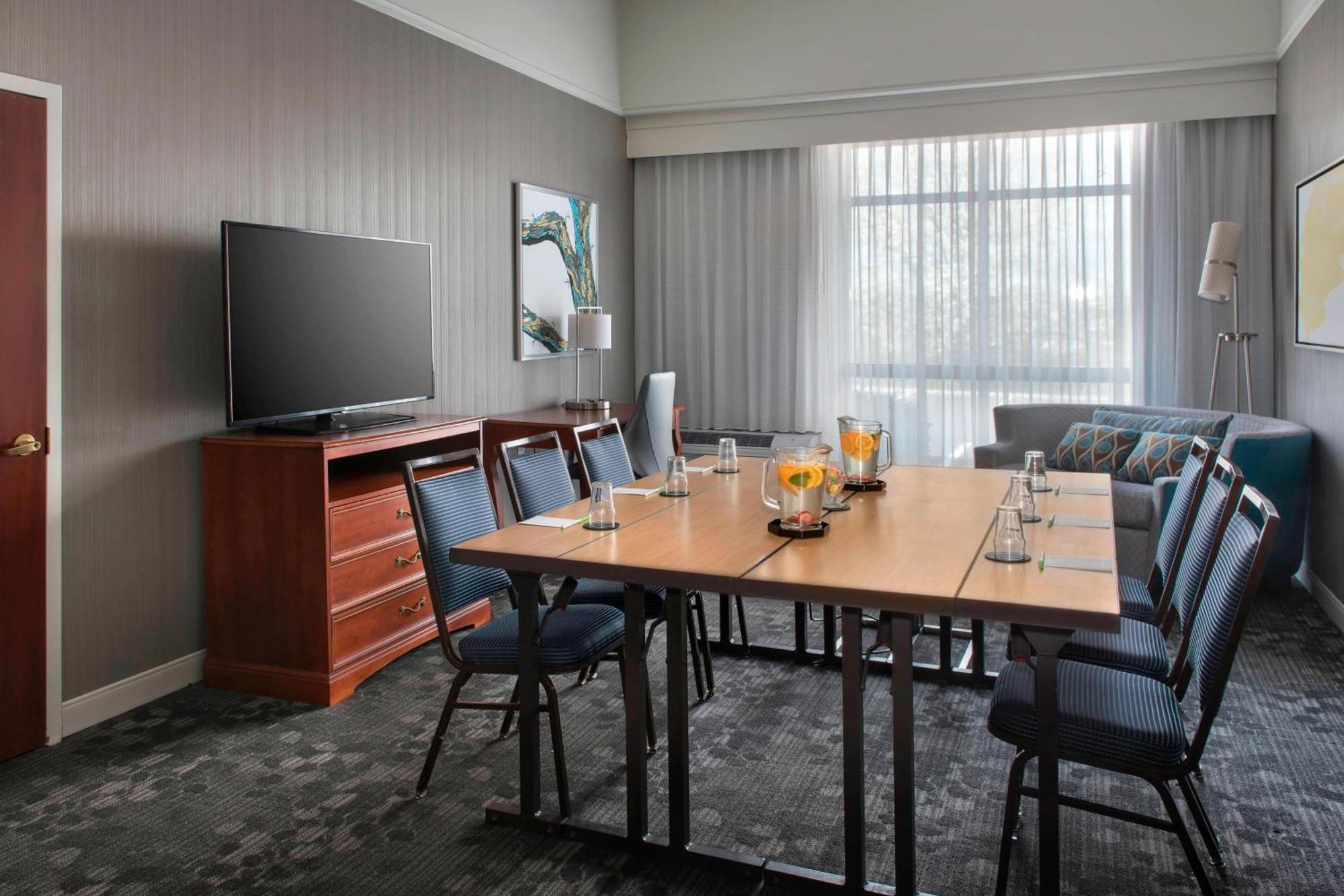 Courtyard By Marriott Basking Ridge Esterno foto